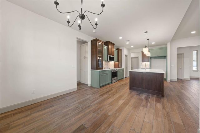 11709 NW 105th Street, Yukon, OK 73099