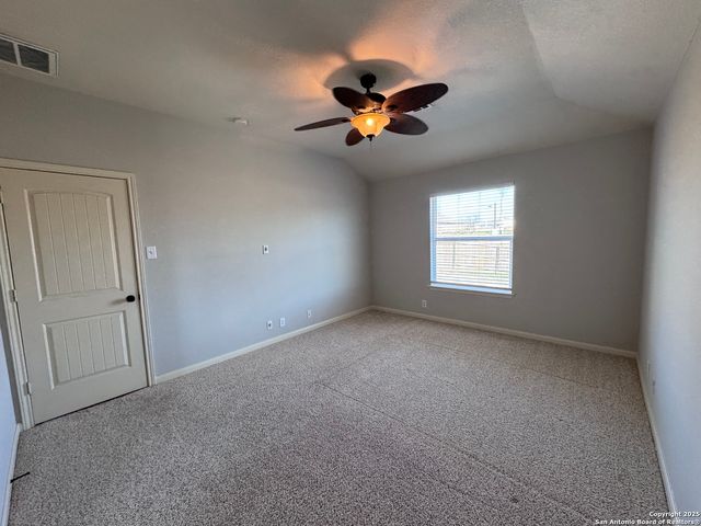 1002 BIRDSONG LN, New Braunfels, TX 78130