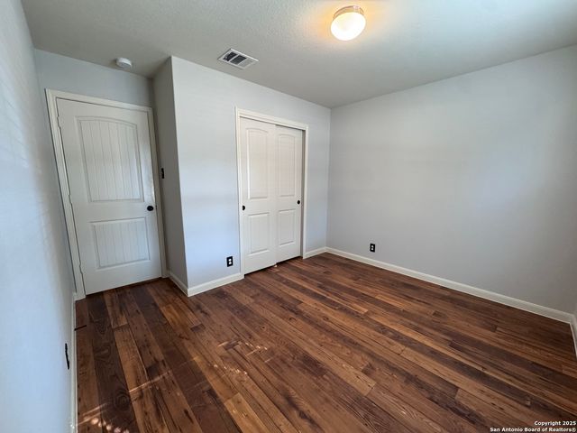 1002 BIRDSONG LN, New Braunfels, TX 78130