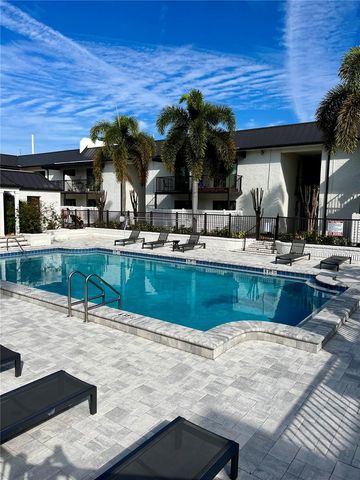 3909 W CLEVELAND STREET, Tampa, FL 33609