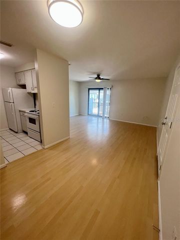 3909 W CLEVELAND STREET, Tampa, FL 33609