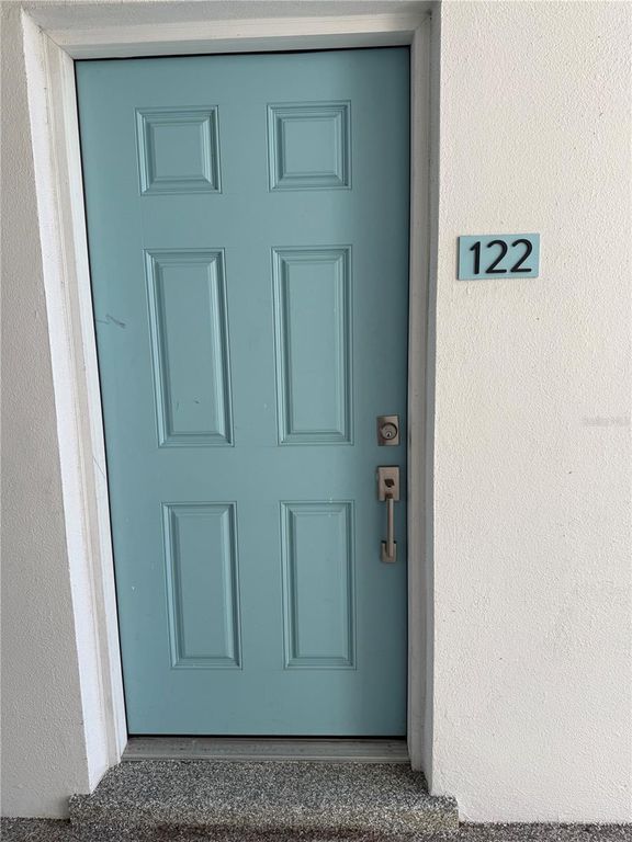 3909 W CLEVELAND STREET, Tampa, FL 33609