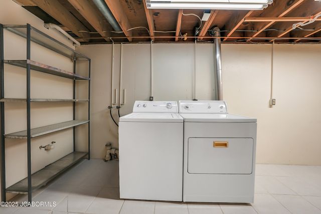 1614 SUNSET LAKE ROAD, Jefferson City, MO 65109