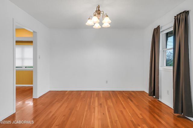 1614 SUNSET LAKE ROAD, Jefferson City, MO 65109