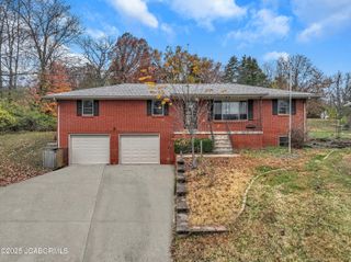 1614 SUNSET LAKE ROAD, Jefferson City, MO 65109