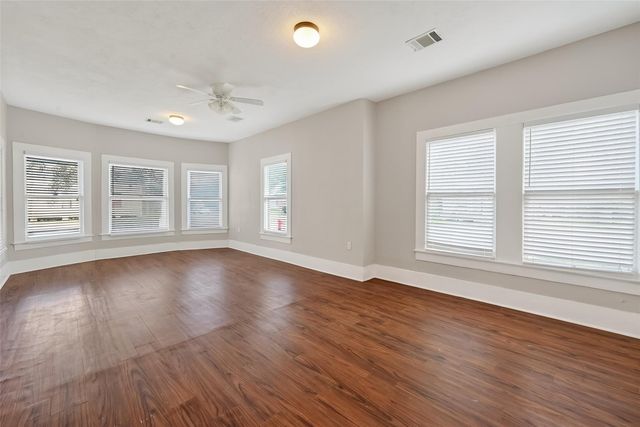 416 S Hardie Street, Alvin, TX 77511