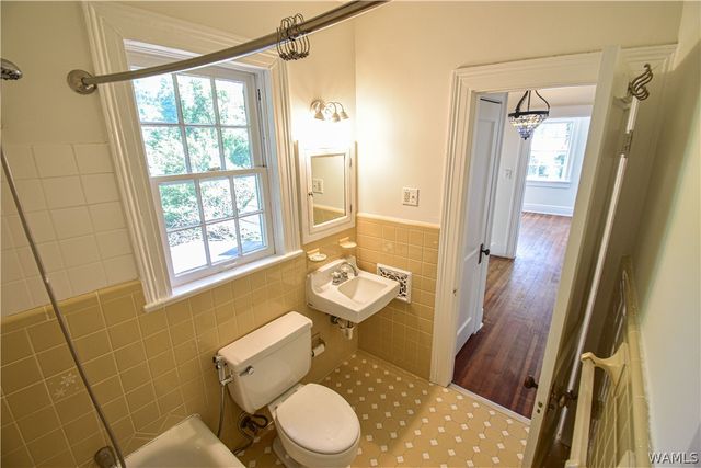 1706 3rd, Tuscaloosa, AL 35401