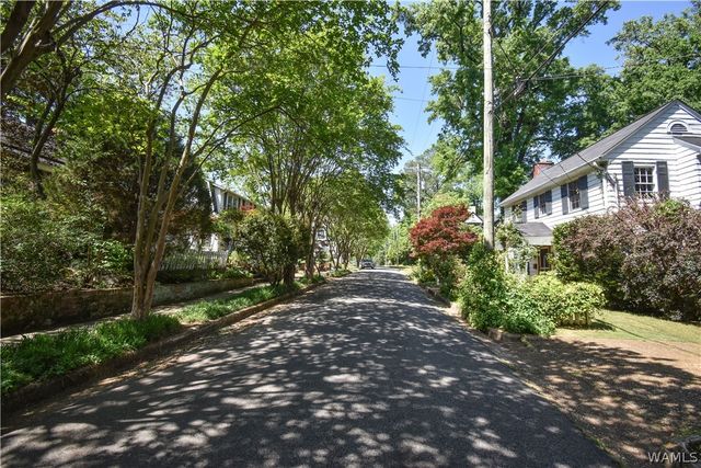 1706 3rd, Tuscaloosa, AL 35401