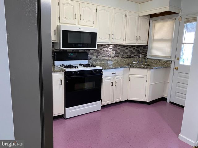 2167 GRAYTHORN RD, Baltimore, MD 21220