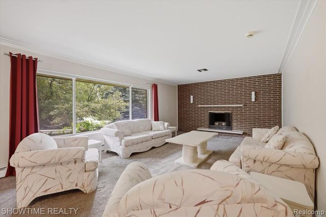 1661 Madeline Drive, Lapeer, MI 48446
