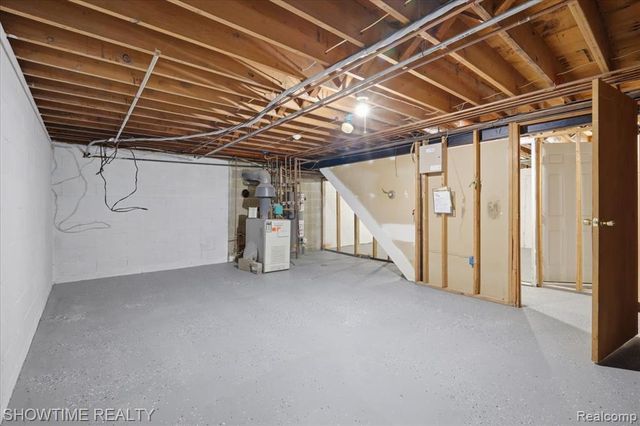 1661 Madeline Drive, Lapeer, MI 48446