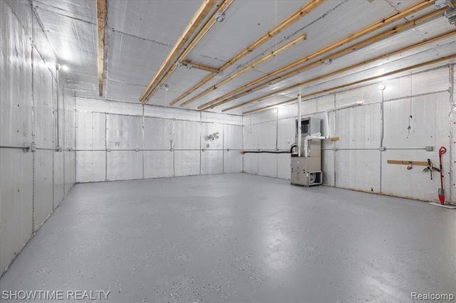 1661 Madeline Drive, Lapeer, MI 48446
