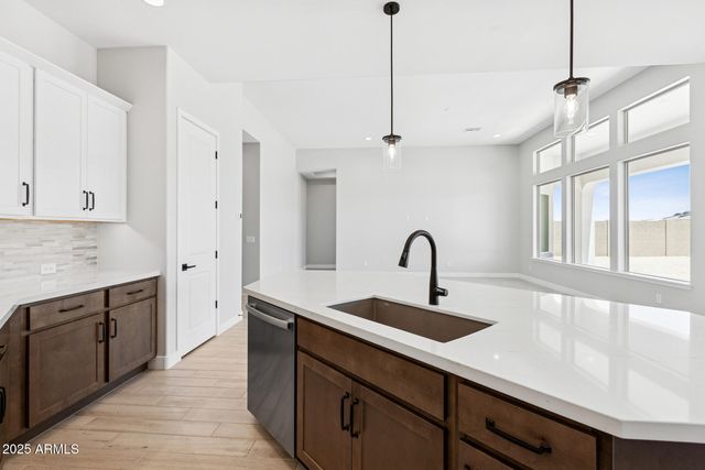 6859 N 190TH Drive, Waddell, AZ 85355