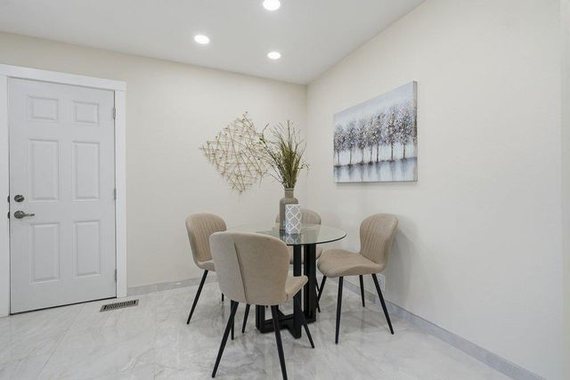 2730 Murtha, San Jose, CA 95127
