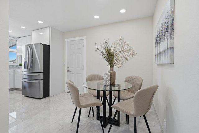 2730 Murtha, San Jose, CA 95127