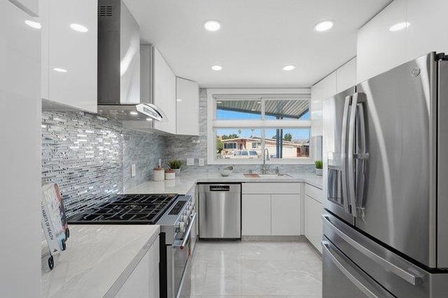 2730 Murtha, San Jose, CA 95127
