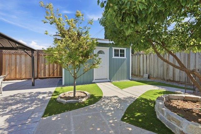 2730 Murtha, San Jose, CA 95127
