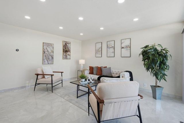 2730 Murtha, San Jose, CA 95127