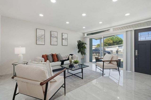 2730 Murtha, San Jose, CA 95127