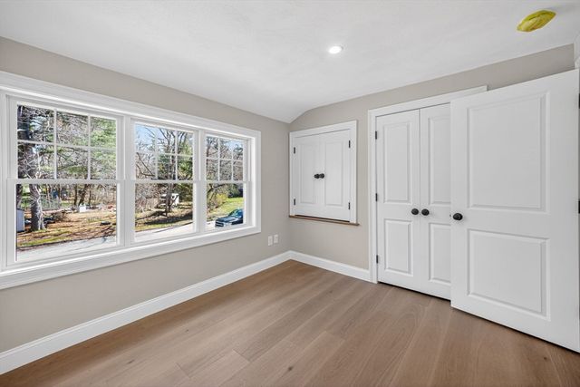 13 Radcliffe Rd B, Billerica, MA 01821