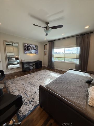 5255 Zelzah Avenue 302, Encino, CA 91316