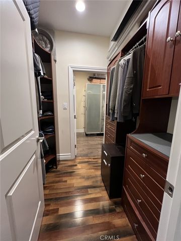 5255 Zelzah Avenue 302, Encino, CA 91316