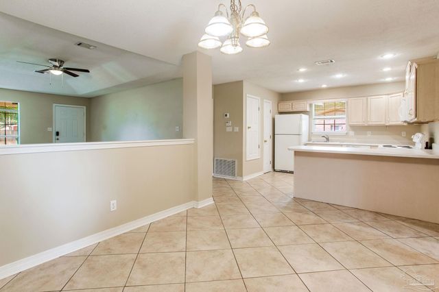 6141 Hamilton Bridge Rd, Milton, FL 32570