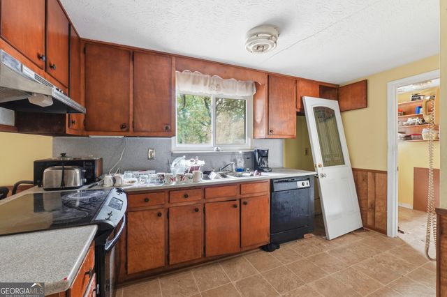 6063 Lyndale Street, Douglasville, GA 30135