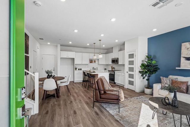 2061 Freya Walk, Sacramento, CA 95835