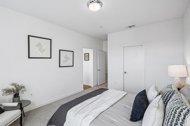 2061 Freya Walk, Sacramento, CA 95835