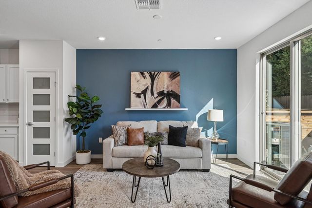2061 Freya Walk, Sacramento, CA 95835