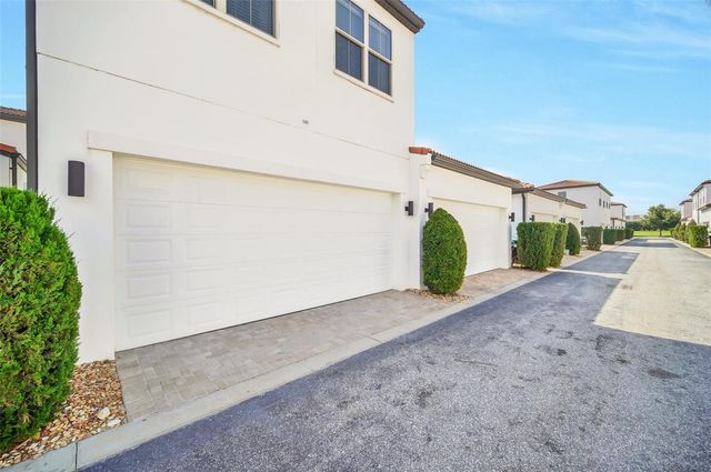 8878 BISMARCK PALM DRIVE, Winter Garden, FL 34787