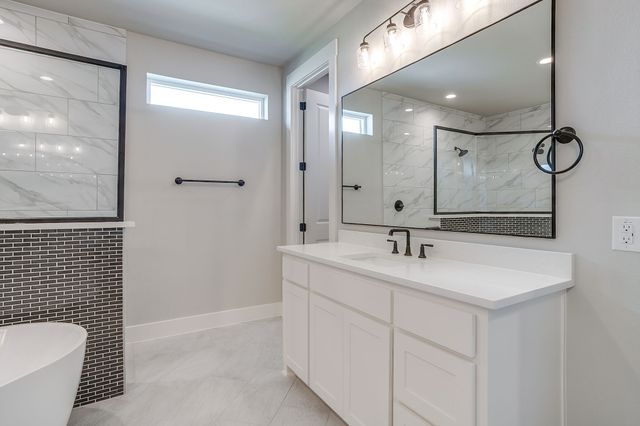 10121 Baldy Mountain Drive, Waxahachie, TX 75167