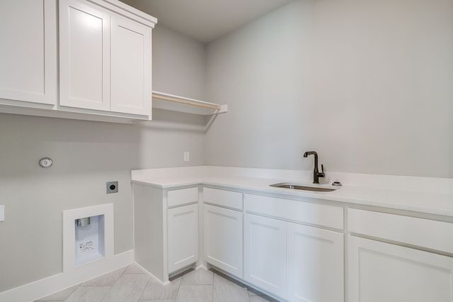 10121 Baldy Mountain Drive, Waxahachie, TX 75167