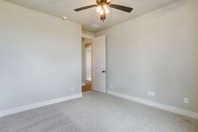 10121 Baldy Mountain Drive, Waxahachie, TX 75167