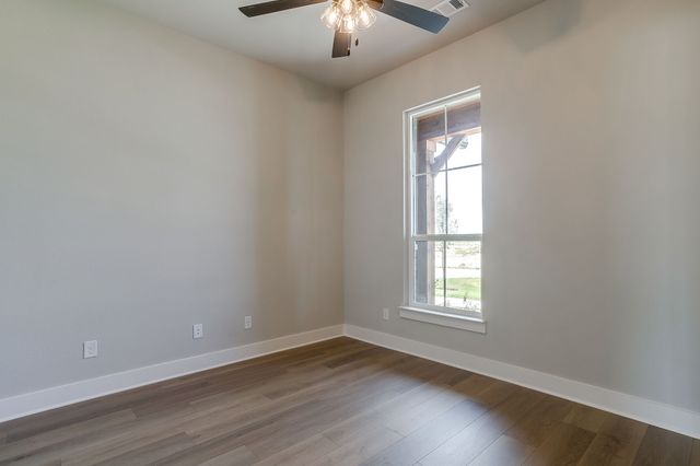 10121 Baldy Mountain Drive, Waxahachie, TX 75167