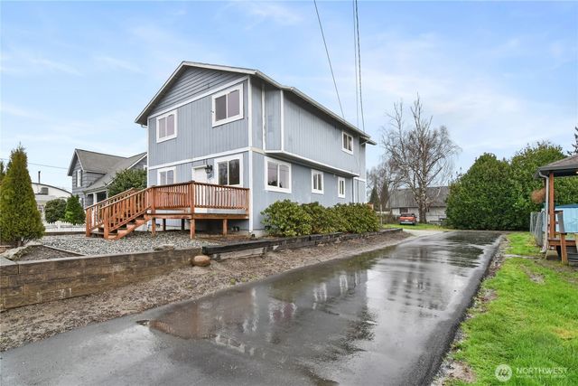 122 S Baker Street, Mount Vernon, WA 98273