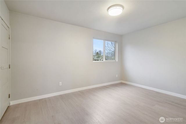 122 S Baker Street, Mount Vernon, WA 98273