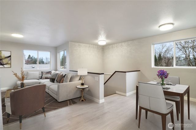 122 S Baker Street, Mount Vernon, WA 98273