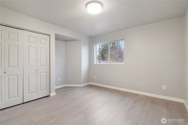 122 S Baker Street, Mount Vernon, WA 98273