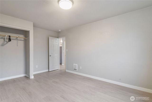 122 S Baker Street, Mount Vernon, WA 98273