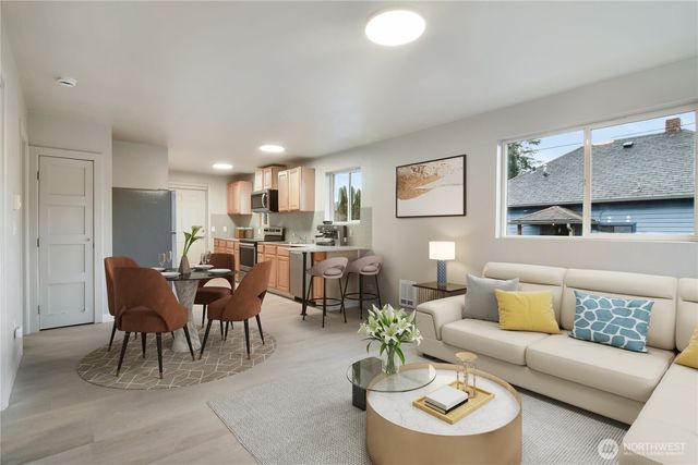 122 S Baker Street, Mount Vernon, WA 98273