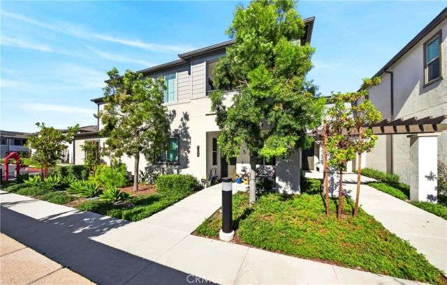 7003 Citron, Cypress, CA 90630