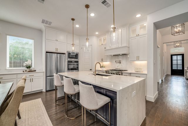 8401 Wembley, The Colony, TX 75056