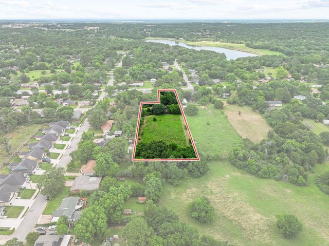 2406 Loy Lake Road, Denison, TX 75020