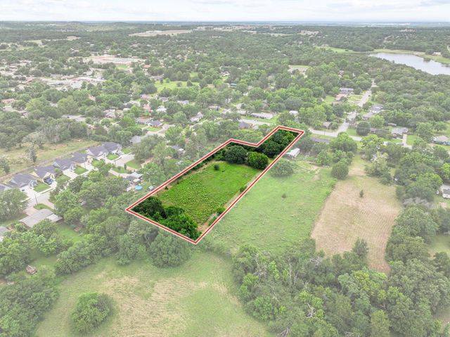 2406 Loy Lake Road, Denison, TX 75020