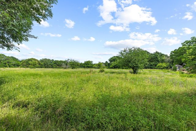 2406 Loy Lake Road, Denison, TX 75020
