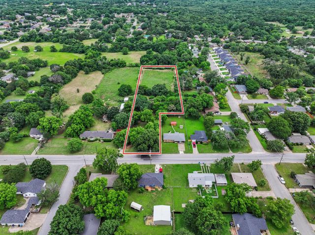 2406 Loy Lake Road, Denison, TX 75020