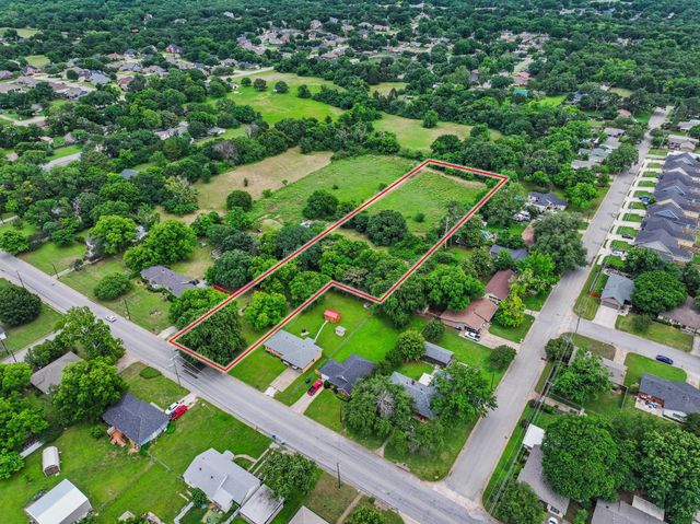 2406 Loy Lake Road, Denison, TX 75020