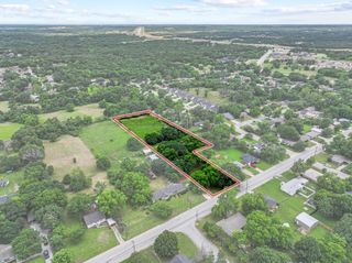 2406 Loy Lake Road, Denison, TX 75020